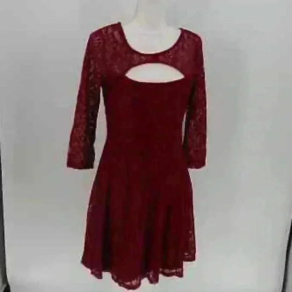 Material Girl Maroon burgundy redwomen’s lace cocktail Dress - Picture 1 of 4